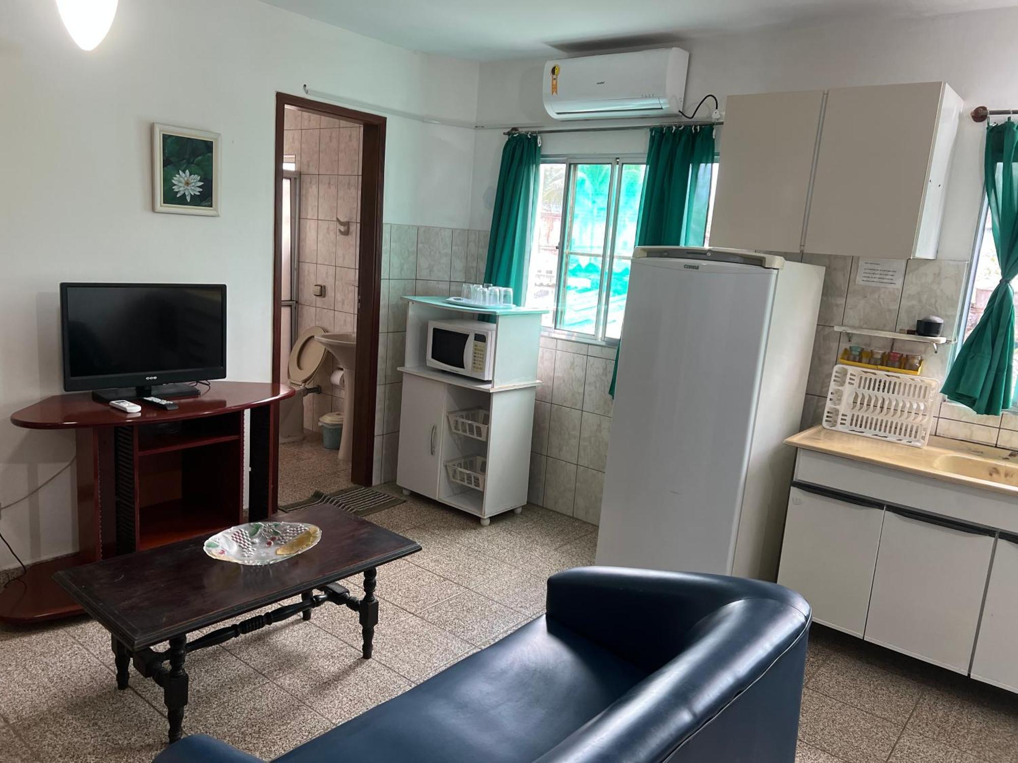 Aptos Familia Com Ar Condicionado Ubatuba Praia Pereque Acu Eksteriør billede