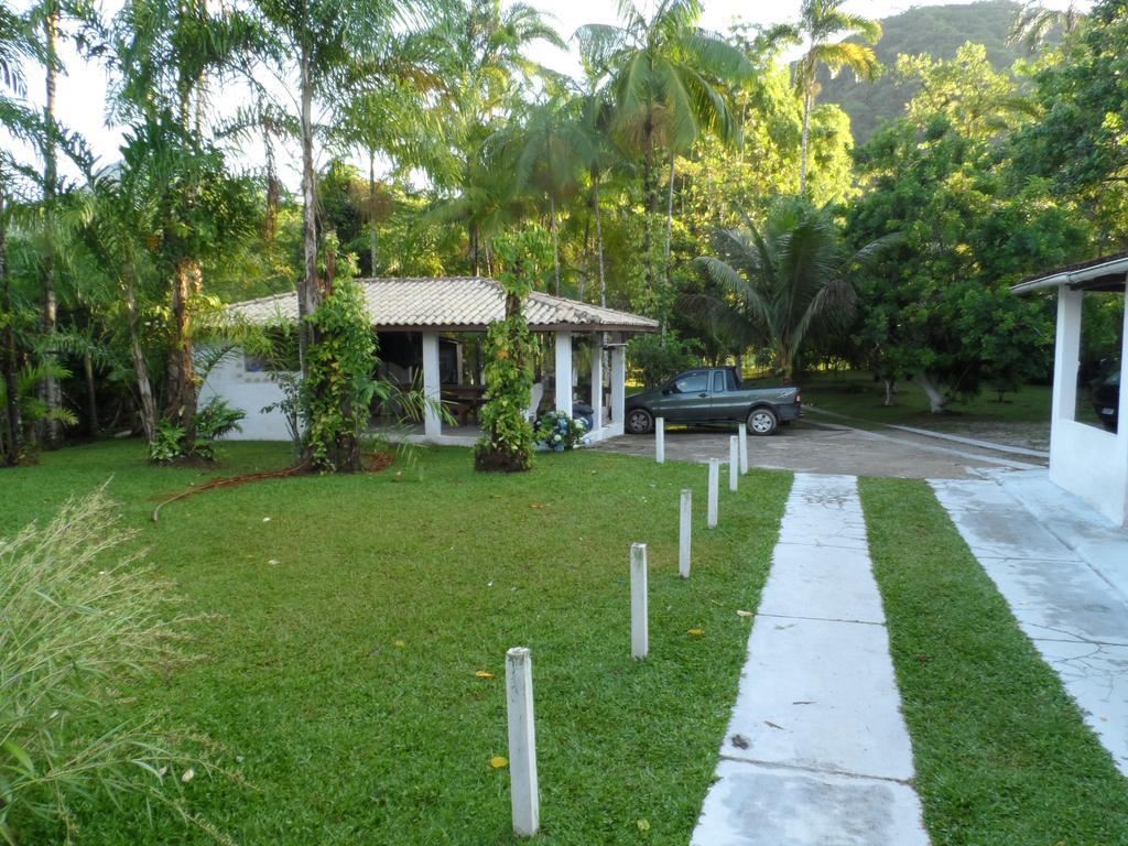 Aptos Familia Com Ar Condicionado Ubatuba Praia Pereque Acu Eksteriør billede