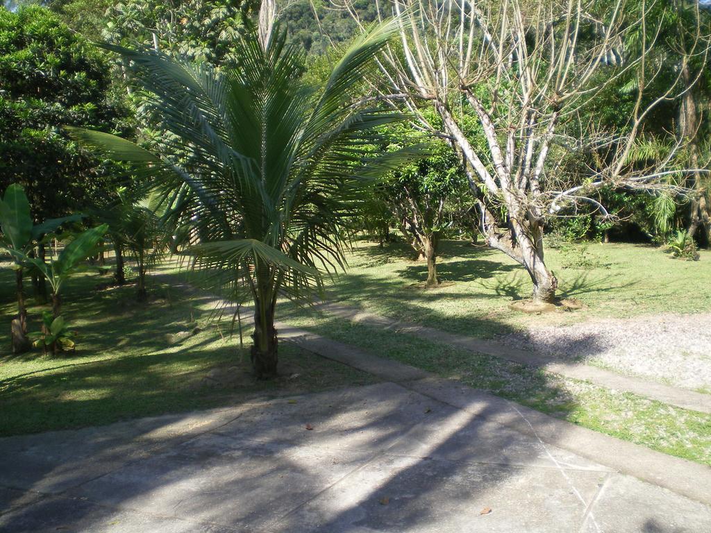 Aptos Familia Com Ar Condicionado Ubatuba Praia Pereque Acu Eksteriør billede
